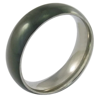 Вольфрамовое кольцо с гравировкой буквы и ценой на заказ на палец